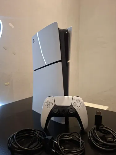 PS5 SLIM 1TB SEMI NOVO!!