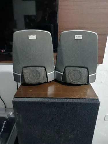 Caixas de som pequenas Sharp