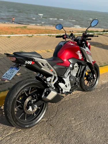 Cb300f 2026 usada nunca deu problema. Top top