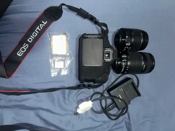 Canon EOS Rebel T3i + 2 Lentes + Kit Completo