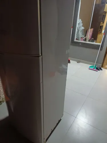 Vendo geladeira 460 litros leia o anuncio