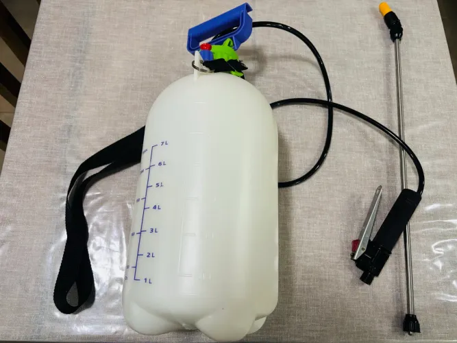 VENDO PULVERIZADOR MANUAL DE 7 LITROS