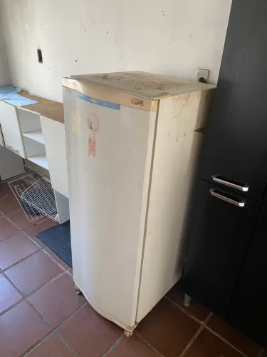 Geladeira para doação