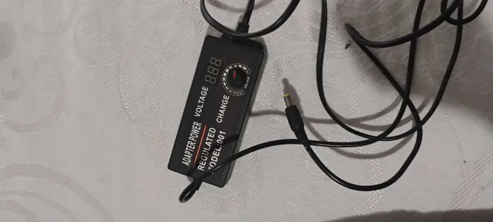 Fonte 12v 3a de tensão variável 0 ~ 12V