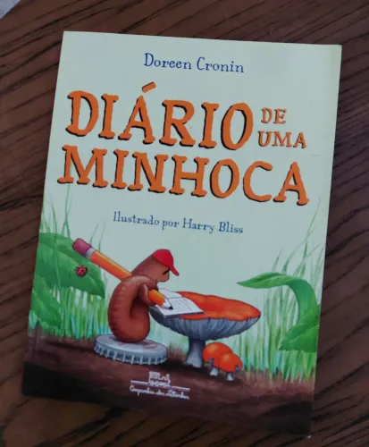 Livro " Diário de uma minhoca ", Doreen Cronin