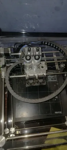 Vende se impressora 3d