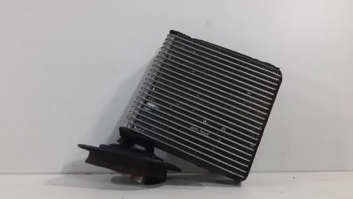 Radiador Ar Quente Mitsubishi Pajero Tr4 2009 2010 Á 2014
