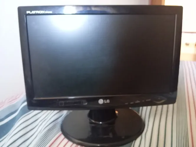 Monitor LG 19 polegadas, usado 