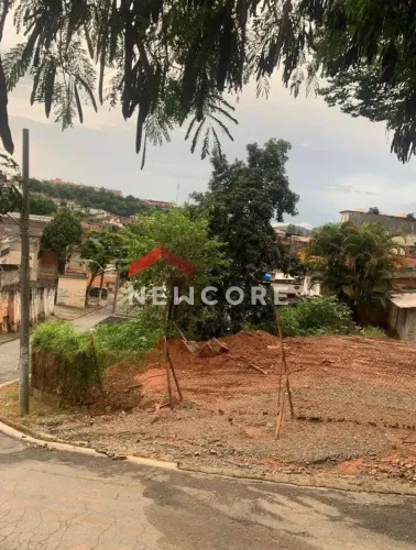 Lote em Rua Antártico - Jardim Regina Alice - Barueri/SP