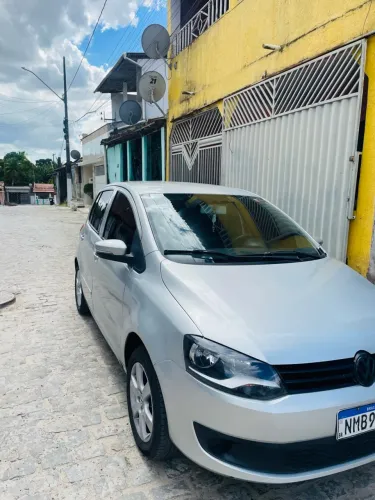 Volkswagen Fox 1.0 MI Total Flex 8V 5P 2010