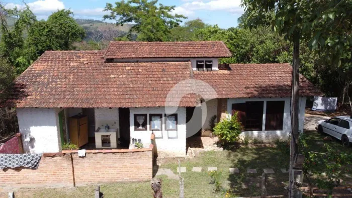 Terreno à venda, 2000 m² por R$ 300.000,00 - Engenho do Roçado - São Gonçalo/RJ