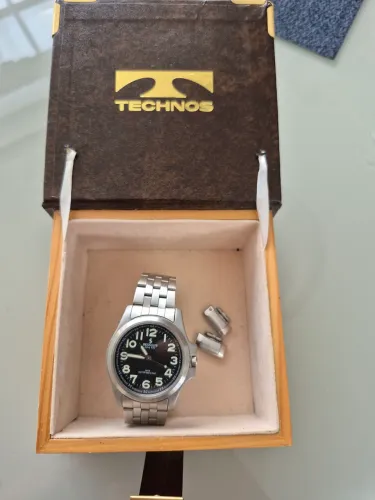Relógio masculino Technos Seculus Long Life