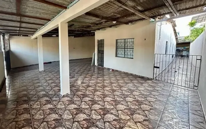 Casa a venda no una