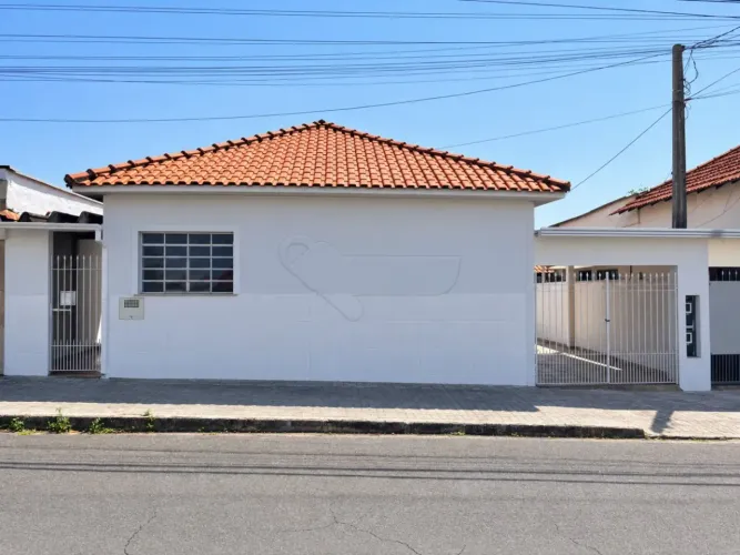 Casa Residencial com 02 Quartos Na Vila Cristóvam