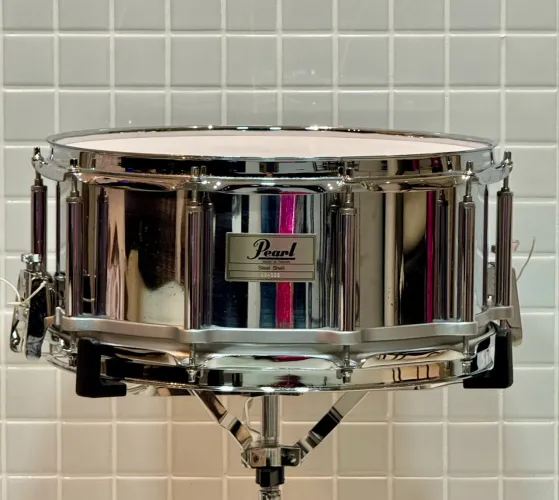 Caixa Pearl Free Floating 14x6,5 (dw tama ludwig odery)