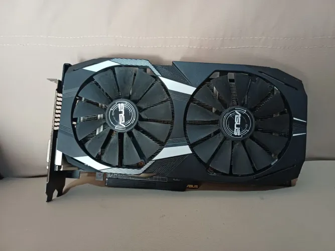Placa de Vídeo ASUS RX580