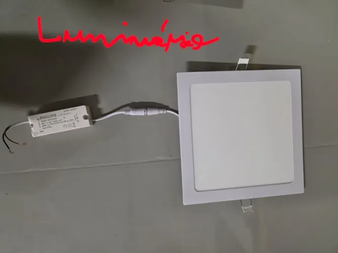 4 luminarias LED Philips 18 w Downlight DL252 novas
