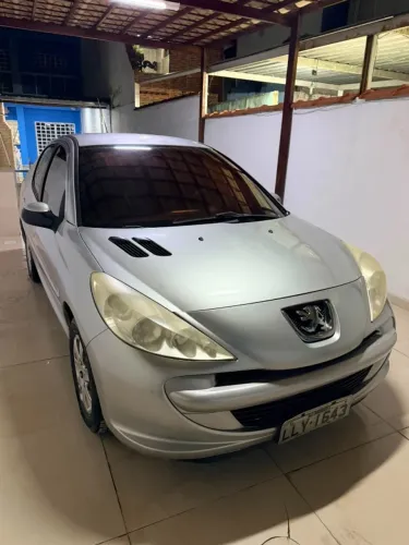 Peugeot 207 Active 1.4 Flex 8V 5P 2014