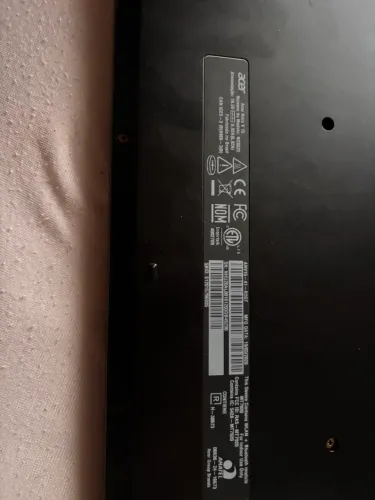 Acer nitro v15 Ryzen 7735HS rtx 4050 (com defeito)