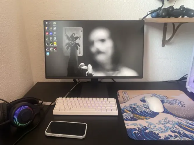 LG UltraGear Monitor Gamer 24" IPS 144Hz (O/C) 1ms LACRADO