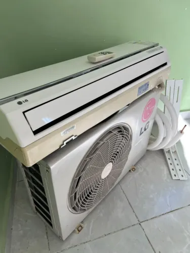Ar condicionado LG 12 mil BTUs seminovo com instalação 