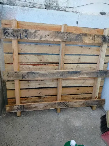 Vendo Palete de Madeira
