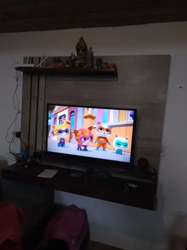 Painel de Tv em ótimo estado