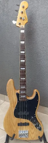 Baixo jazz bass squier/ kaiserguitars com emg