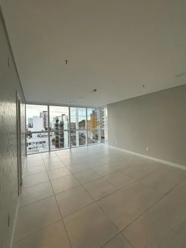 Aluguel de Sala Comercial no Pinho Executive em Torres REF: 122
