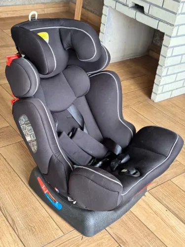 Cadeirinha para Auto Burigotto Infinity (9 a 36kg) - Conservada