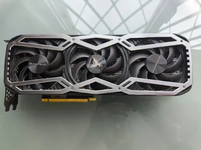 Placa de vídeo Nvidia Gainward Phoenix ,RTX 3070