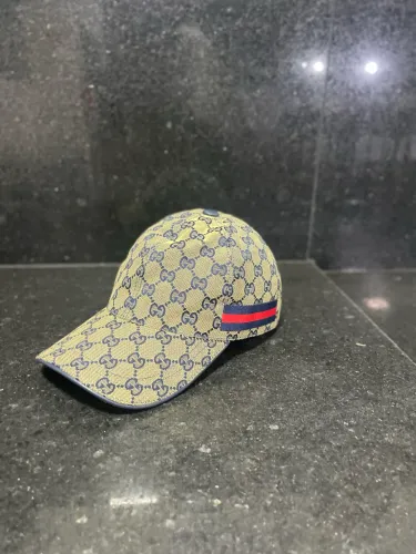 Boné Gucci Estilo Premium - Bege/Marinho