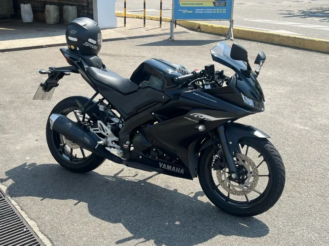 Yamaha YZF R15 155 abs 2025