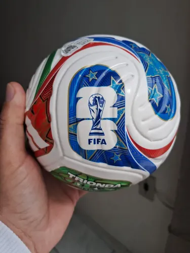 Mini bola oficial da Copa do mundo 2026
