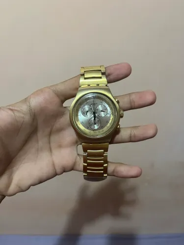 Swatch Cara Branca