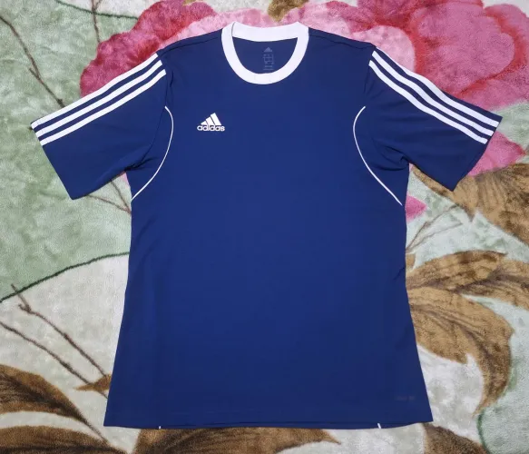 Camiseta Adidas Original esportiva