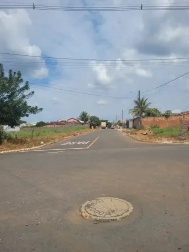 Lote no Jardim Cristal, Água e Asfalto.