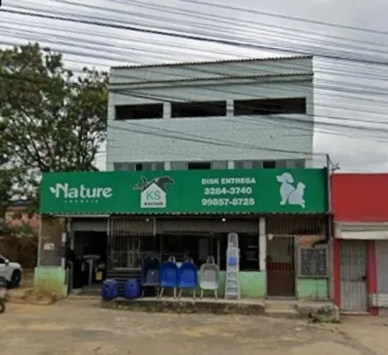 Aluguel de Salão comercial, Nova Esperança, 2 Banheiros e 1 Cozinha.