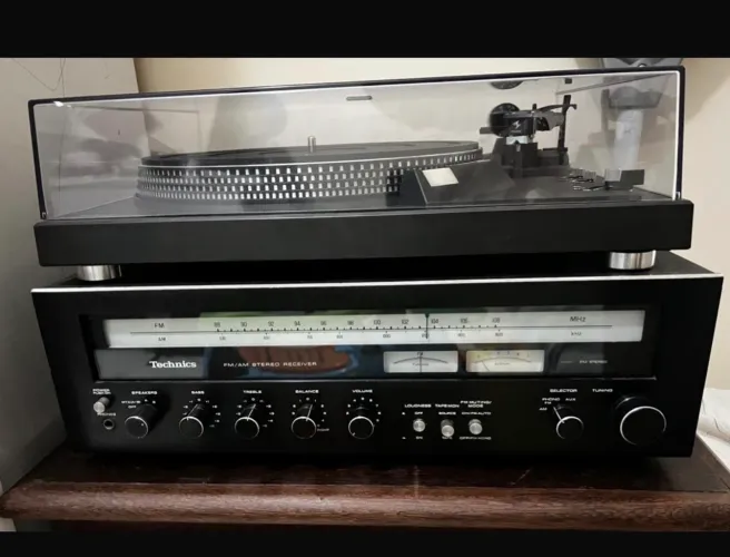 Toca disco Technics SL2000 impecável 