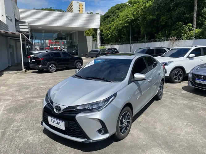 Toyota Yaris XLS Connect Sed. 1.5 Flex 16V Aut. 2023