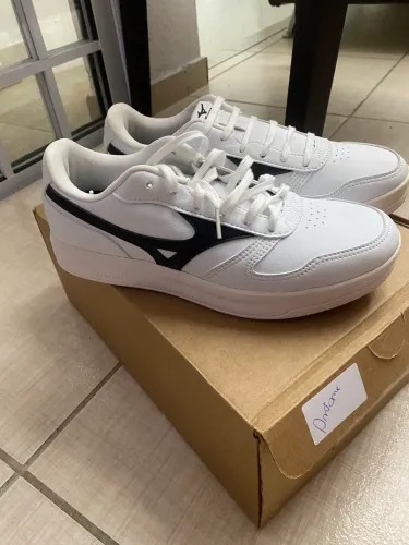 Sapato mizuno novo 