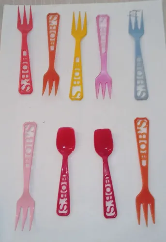Garfinhos e colherzinhas de plastico do Bob s anos 70