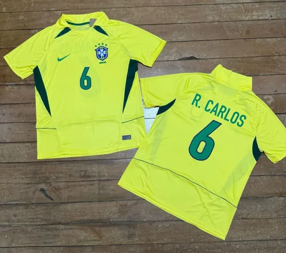 Camisa Roberto Carlos Seleção Brasileira Retrô 2002 Amarela