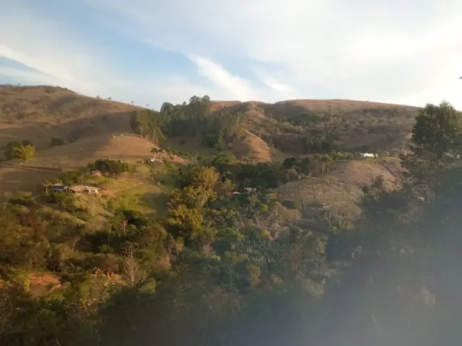 TERRENO SECRETÁRIO PETROPOLIS RJ 25mil m2
