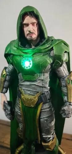 Action Figure Doutor Destino - Tony Stark
