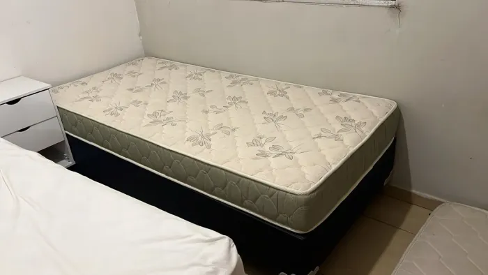 DESAPEGO URGENTE: Cama Box + Colchão Viúvo/Solteiro Pró-Espuma D33
