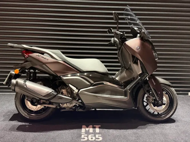 YAMAHA XMAX 300 CONNECTED ABS