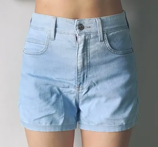 Short Jeans Lavagem Clara *USADO*