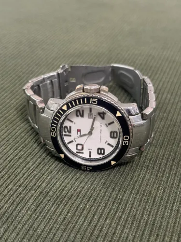 Relógio Tommy Hilfiger TH 166.1.37.1260