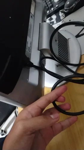 Monitor AOC 17 POLEGADAS COM ÁUDIO EMBUTIDO